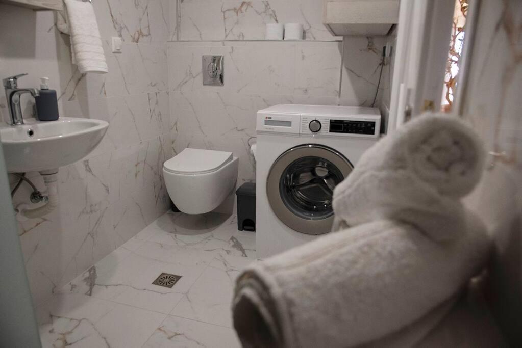 Mariangelas House Apartment *