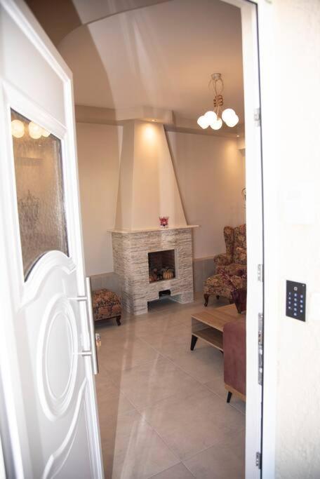Mariangelas House